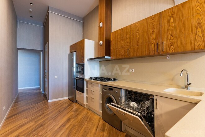 Сдаётся 2-комн. вторичка 131 м², м. Ичеришехер, photo 4 from 21