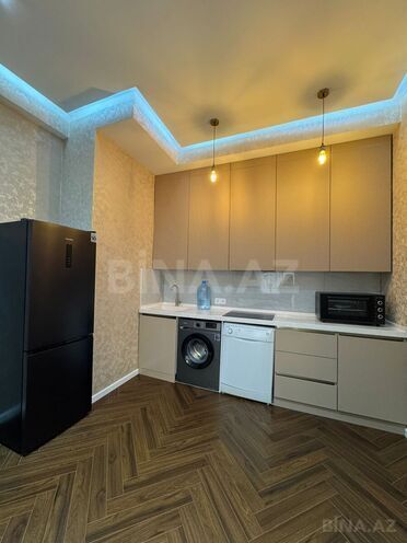 İcarəyə verilir 2 otaqlı yeni tikili 90 m², 28 May m., photo 9 from 15