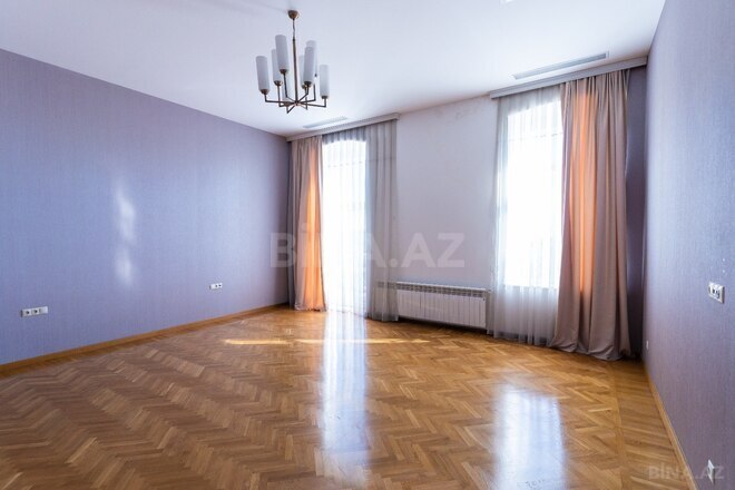 Сдаётся 4-комн. вторичка 291 м², м. Ичеришехер, photo 20 from 28