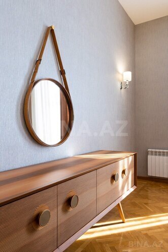 Сдаётся 4-комн. вторичка 291 м², м. Ичеришехер, photo 8 from 28