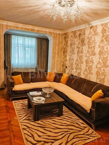 Satılır 3 otaqlı köhnə tikili 80 m², Həzi Aslanov m., photo 1 from 11