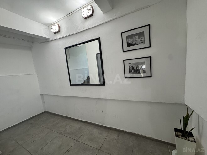 Satılır 4 otaqlı köhnə tikili 120 m², 28 May m., photo 16 from 20