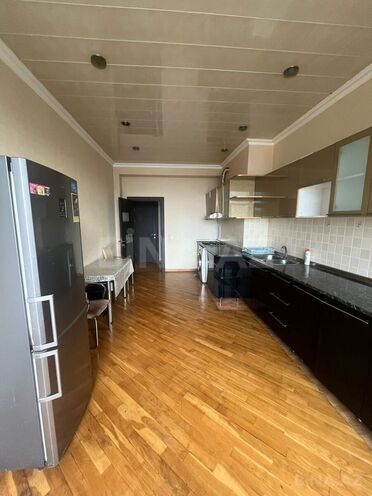 Сдаётся 3-комн. новостройка 132 м², м. 8 ноября, photo 3 from 13