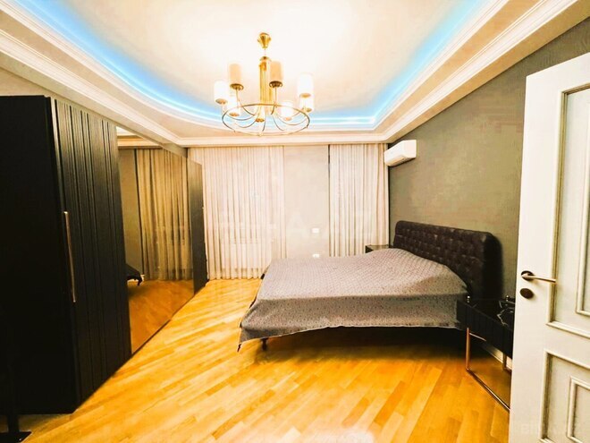 Satılır 4 otaqlı yeni tikili 207 m², 8 Noyabr m., photo 4 from 13