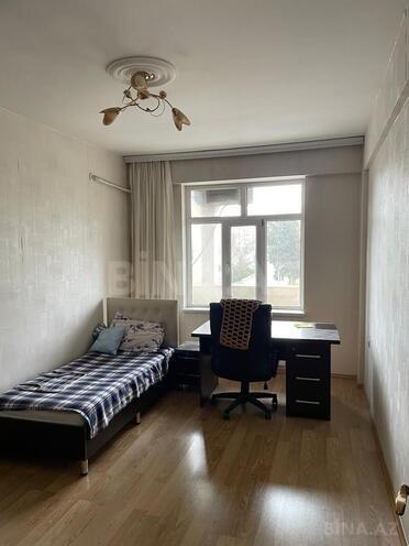 Satılır 2 otaqlı köhnə tikili 70 m², Gənclik m., photo 7 from 8
