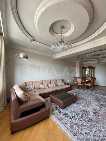 Продаётся 3-комн. новостройка 126 м², м. Низами, photo 3 from 16