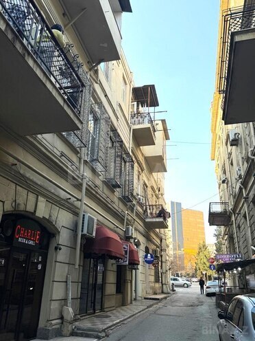 Продаётся 3-комн. вторичка 80 м², м. 28 мая, photo 3 from 16