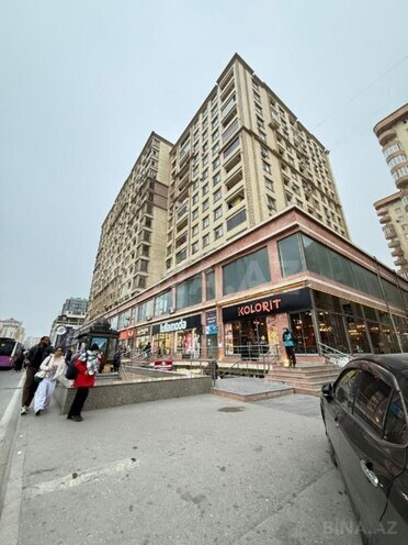 Продаётся 3-комн. новостройка 122 м², м. Иншаатчылар, photo 1 from 24