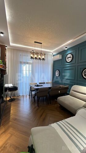 Продаётся 3-комн. новостройка 70.5 м², м. Кара Караев, photo 1 from 12