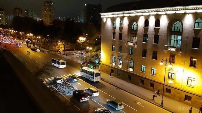 İcarəyə verilir 3 otaqlı yeni tikili 90 m², 28 May m., photo 13 from 19