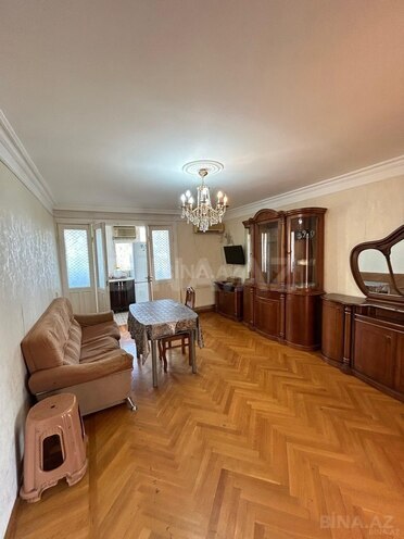 Satılır 4 otaqlı köhnə tikili 85 m², Memar Əcəmi m., photo 3 from 12