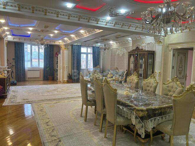 Satılır 4 otaqlı yeni tikili 250 m², İnşaatçılar m., photo 1 from 22