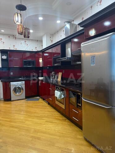 İcarəyə verilir 4 otaqlı yeni tikili 205 m², Sahil m., photo 15 from 26