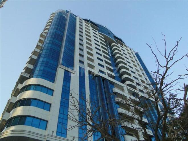 İcarəyə verilir 4 otaqlı yeni tikili 205 m², Sahil m., photo 1 from 26
