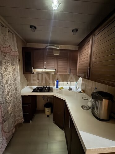 Сдаётся 3-комн. вторичка 70 м², м. Нефтчиляр, photo 7 from 15