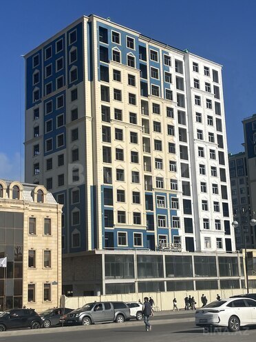 Продаётся 1-комн. новостройка 47 м², м. Элмляр Академиясы, photo 6 from 11