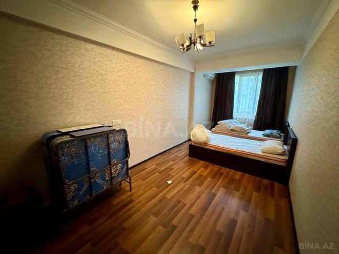 Сдаётся 3-комн. вторичка 100 м², м. Ичеришехер, photo 17 from 21