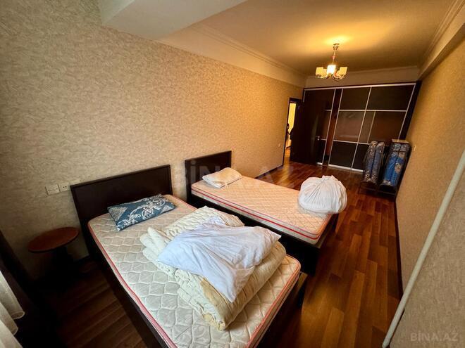 Сдаётся 3-комн. вторичка 100 м², м. Ичеришехер, photo 18 from 21