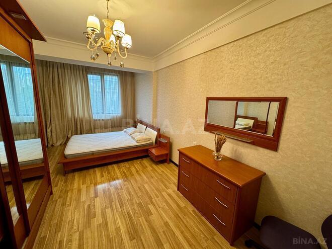 Сдаётся 3-комн. вторичка 100 м², м. Ичеришехер, photo 3 from 21