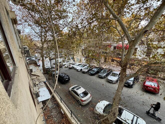 Сдаётся 3-комн. вторичка 100 м², м. Ичеришехер, photo 11 from 21