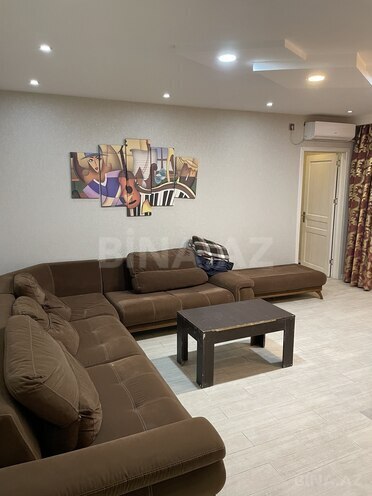 Сдаётся 2-комн. вторичка 45 м², м. Ичеришехер, photo 6 from 18