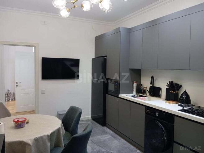 Satılır 2 otaqlı yeni tikili 115 m², İnşaatçılar m., photo 1 from 10
