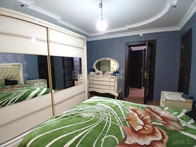 Продаётся 4-комн. вторичка 100 м², м. Кара Караев, photo 22 from 31