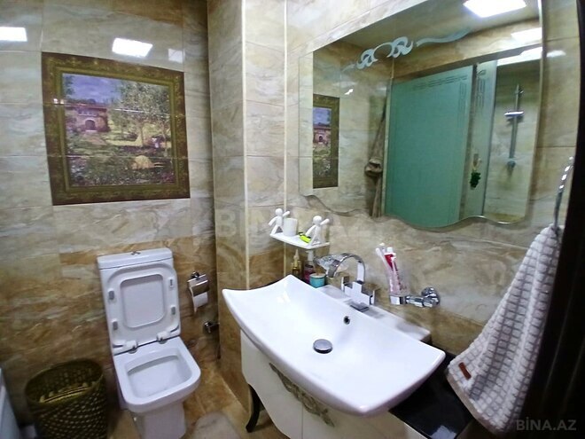 Продаётся 4-комн. вторичка 100 м², м. Кара Караев, photo 26 from 31