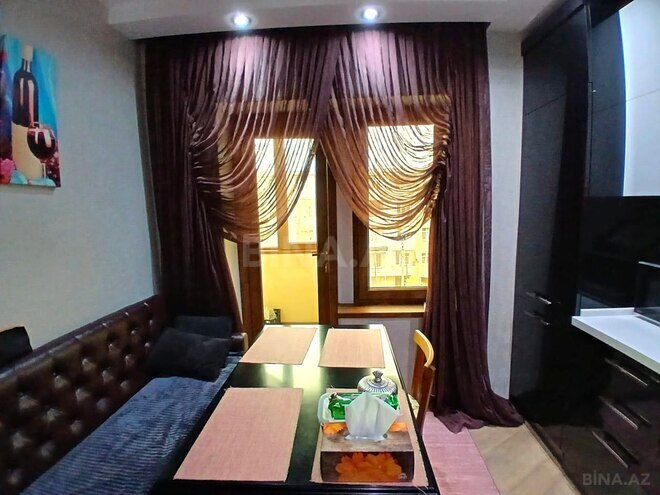 Продаётся 4-комн. вторичка 100 м², м. Кара Караев, photo 6 from 31