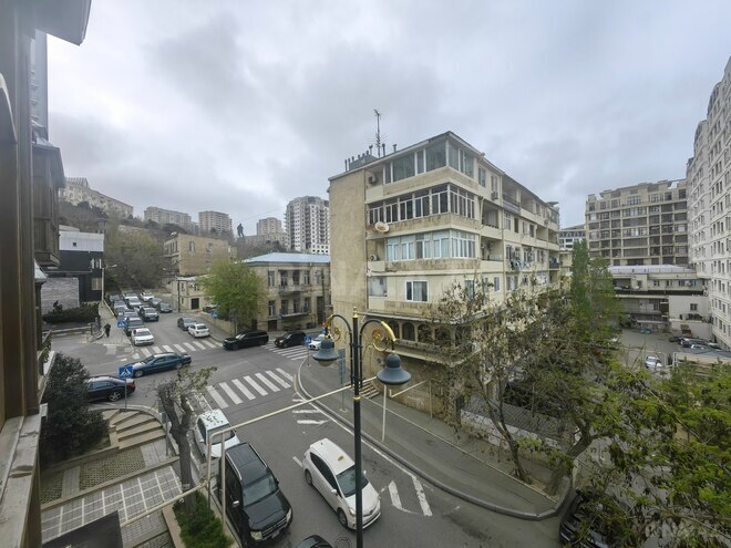 Продаётся 3-комн. вторичка 90 м², м. Ичеришехер, photo 17 from 32