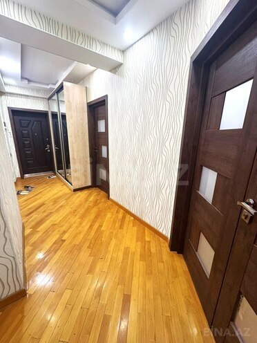 Сдаётся 4-комн. новостройка 140 м², м. Иншаатчылар, photo 21 from 24