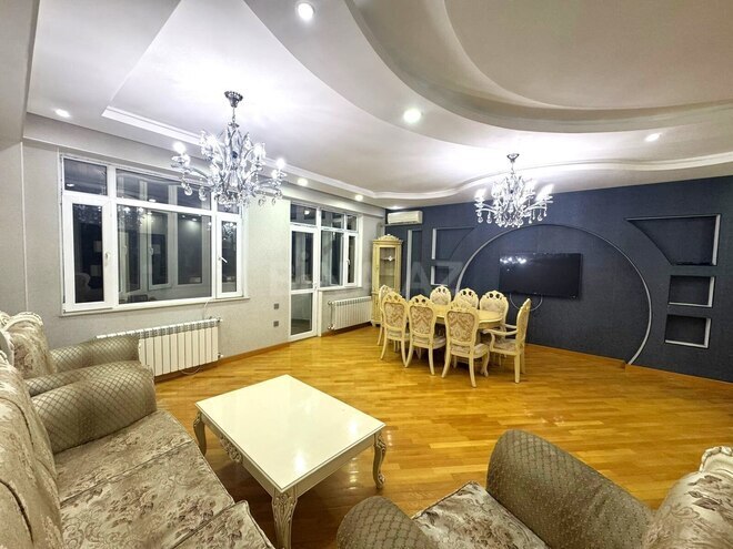 Сдаётся 4-комн. новостройка 140 м², м. Иншаатчылар, photo 1 from 24