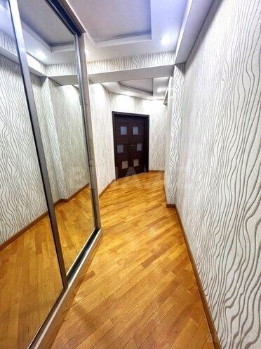 Сдаётся 4-комн. новостройка 140 м², м. Иншаатчылар, photo 22 from 24