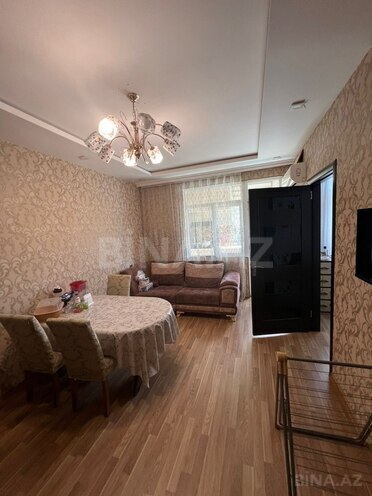 Продаётся 2-комн. вторичка 42 м², м. Мемар Аджеми, photo 1 from 9