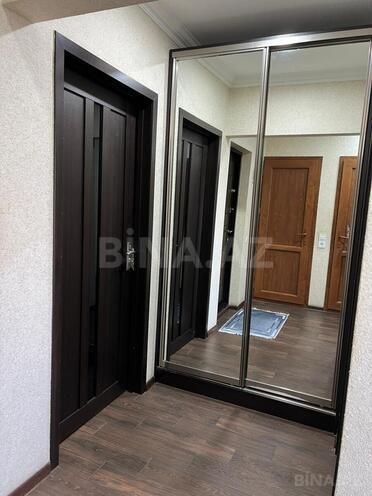 Продаётся 2-комн. вторичка 60 м², м. Ази Асланов, photo 6 from 17