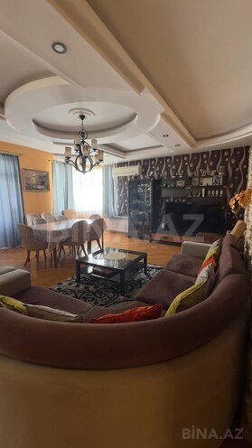 Продаётся 4-комн. новостройка 203 м², м. Низами, photo 1 from 9