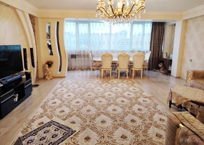 Продаётся 4-комн. вторичка 120 м², Ясамальский р., photo 1 from 11