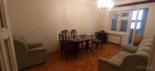 Продаётся 3-комн. вторичка 65 м², м. Ази Асланов, photo 4 from 11