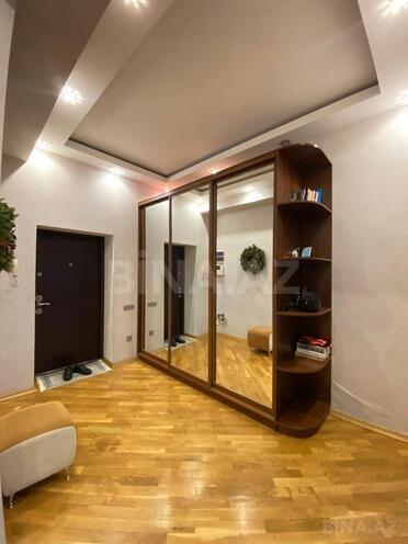 Сдаётся 3-комн. новостройка 120 м², м. Элмляр Академиясы, photo 17 from 20