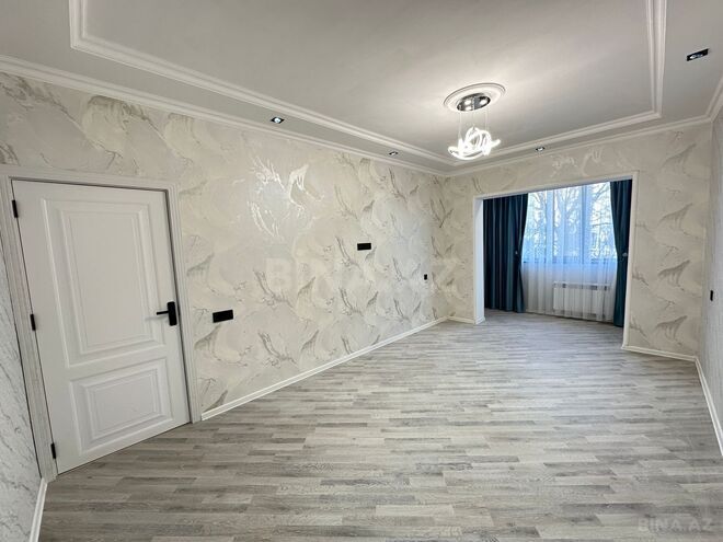 Satılır 2 otaqlı köhnə tikili 60 m², Qara Qarayev m., photo 1 from 18