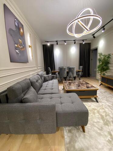 Сдаётся 3-комн. новостройка 110 м², м. 8 ноября, photo 3 from 28