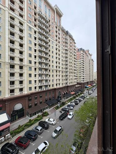 Продаётся 4-комн. вторичка 110 м², м. Элмляр Академиясы, photo 1 from 15