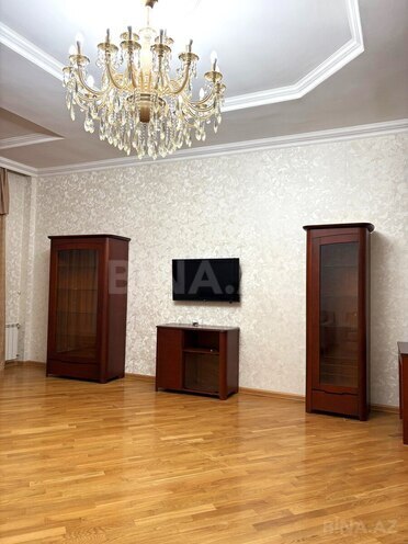 Сдаётся 3-комн. новостройка 190 м², м. Сахил, photo 4 from 14