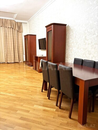 Сдаётся 3-комн. новостройка 190 м², м. Сахил, photo 5 from 14