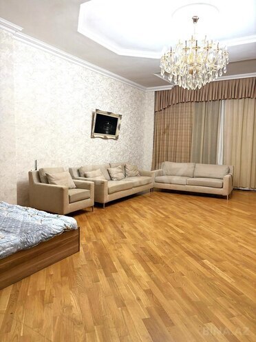 Сдаётся 3-комн. новостройка 190 м², м. Сахил, photo 1 from 14