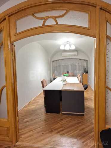 Сдаётся 3-комн. офис 85 м², м. Ичеришехер, photo 7 from 19