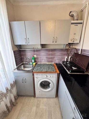Продаётся 1-комн. вторичка 30 м², м. Кара Караев, photo 12 from 13