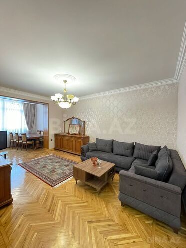 Сдаётся 3-комн. вторичка 70 м², м. Шах Исмаил Хатаи, photo 1 from 20