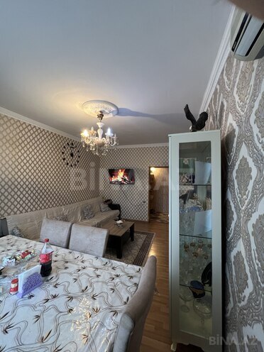 Satılır 3 otaqlı köhnə tikili 65 m², Yeni Günəşli q., photo 1 from 16