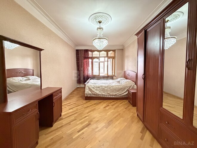 Satılır 3 otaqlı köhnə tikili 85 m², Bakıxanov q., photo 7 from 19